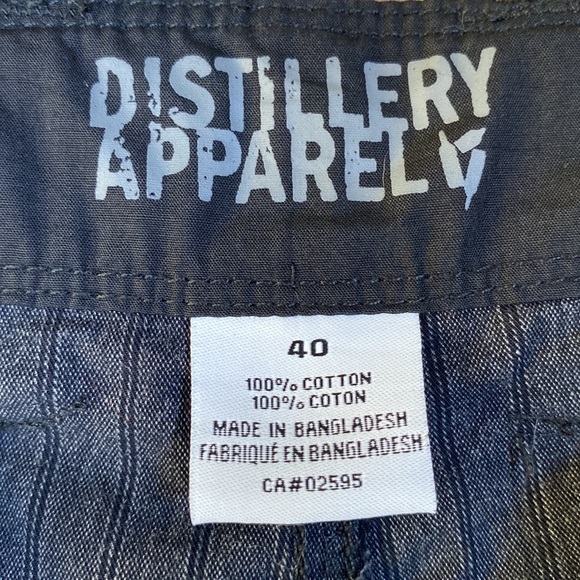 Men’s Grey and Black Belted Stretch Short (Size 40) - Picture 3 of 5